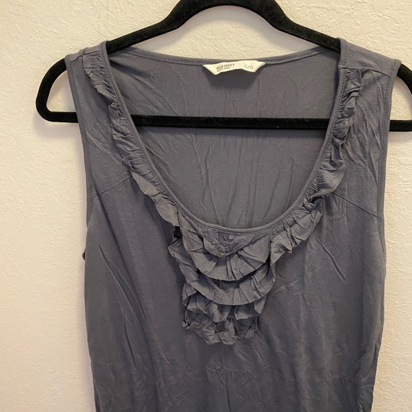 Beautiful gray ruffle blouse - Picture 2 of 4